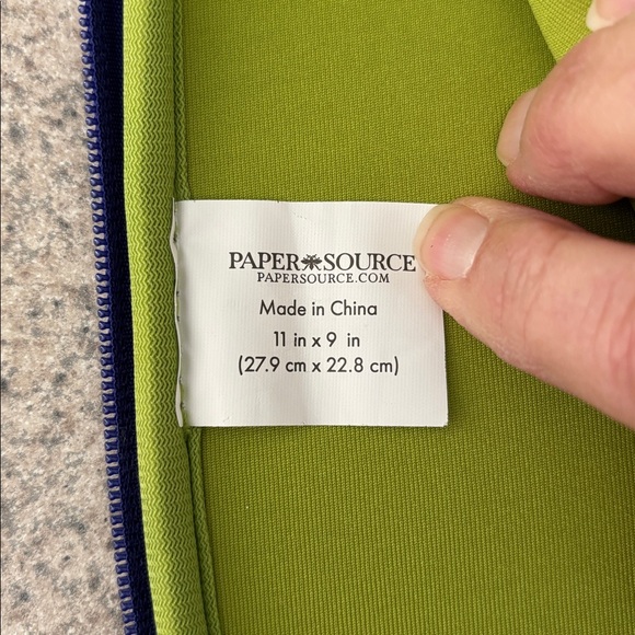 Pickleball Paddle Holder by Paper Source. Very gently used. 11 x 9. Floral. - Picture 3 of 4